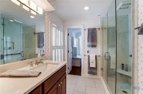 219 E Wayne St, Maumee, OH 43537 photo 22
