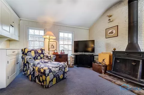 219 E Wayne St, Maumee, OH 43537 photo 14