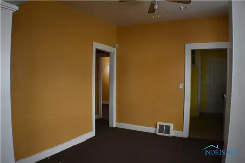 1034 Tecumseh St, Toledo, OH 43607 photo 12