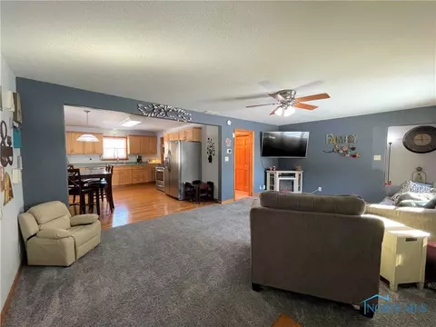 3865 S Eber Rd, Monclova, OH 43542 photo 7