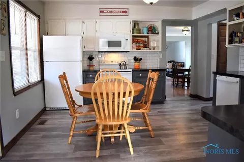 6320 Brown Rd, Oregon, OH 43616 photo 8