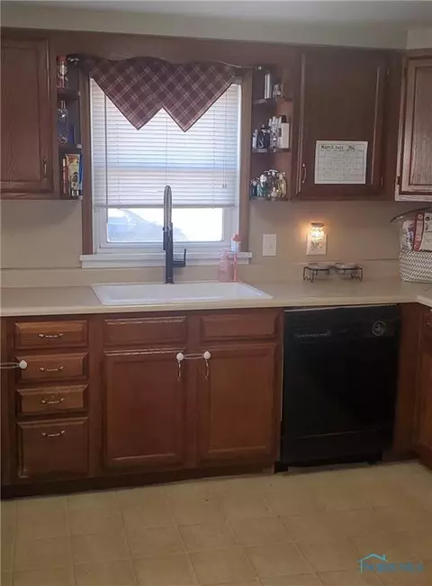 731 N Dix St, Paulding, OH 45879 photo 8