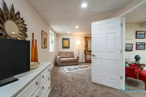 7301 Violet Ln, Maumee, OH 43537 photo 6