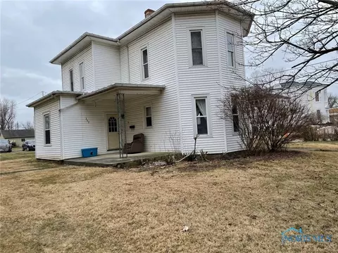 207 E Dixon St, Forest, OH 45843 photo 1