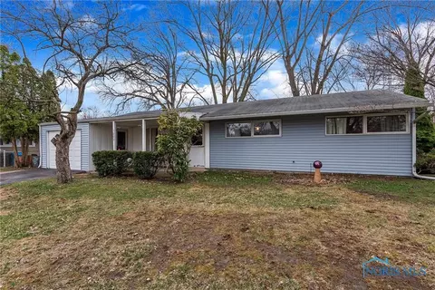 3009 Castleton Ave, Toledo, OH 43613 photo 4