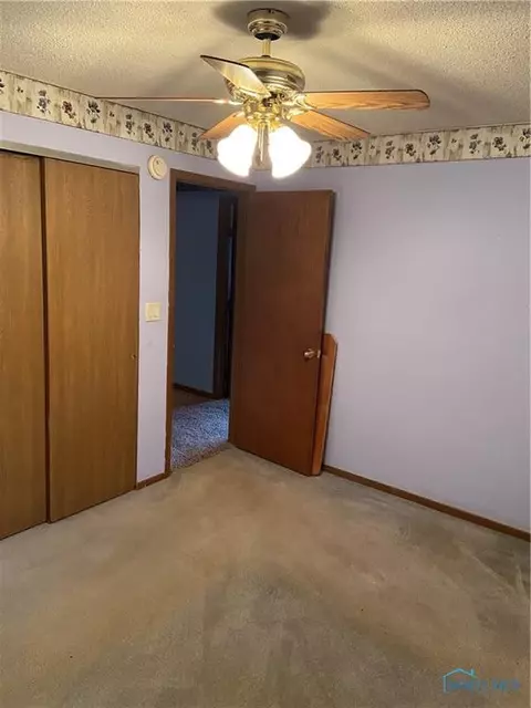 451 W Fairview St, Upper Sandusky, OH 43351 photo 5