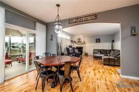 7036 Saddleback Rd, Maumee, OH 43537 photo 11