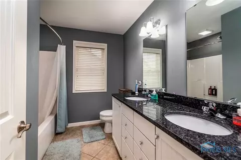 7036 Saddleback Rd, Maumee, OH 43537 photo 24