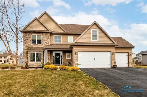 7036 Saddleback Rd, Maumee, OH 43537 photo 2