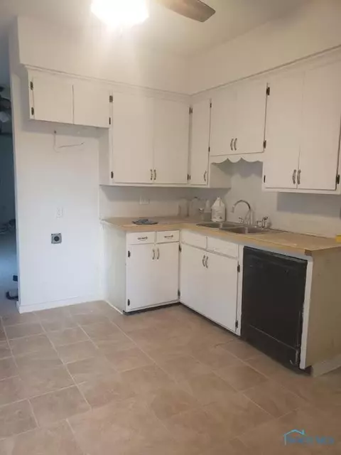 342 E Park St, Toledo, OH 43608 photo 8