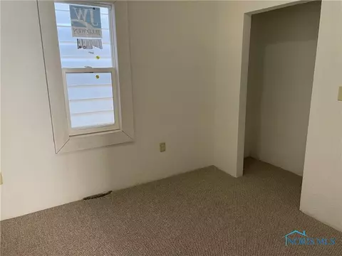 342 E Park St, Toledo, OH 43608 photo 6