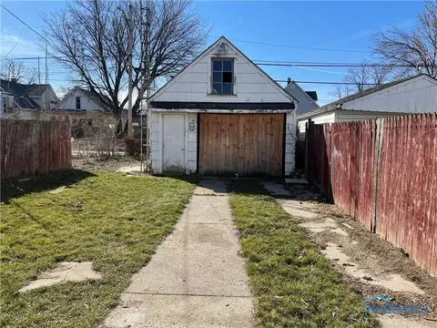 342 E Park St, Toledo, OH 43608 photo 11