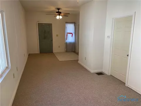 342 E Park St, Toledo, OH 43608 photo 5