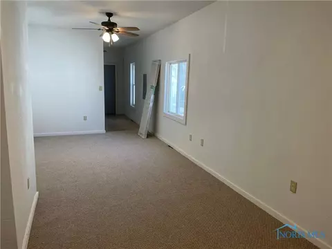 342 E Park St, Toledo, OH 43608 photo 3