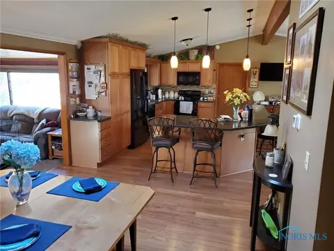 113 Troder St, Bryan, OH 43506 photo 3