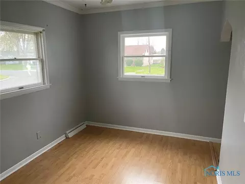 200 Elm St, Walbridge, OH 43465 photo 7