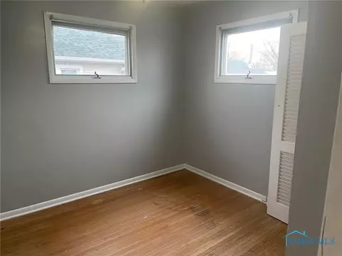 200 Elm St, Walbridge, OH 43465 photo 8