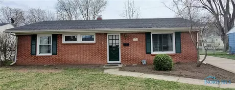 1833 E Benwick Rd, Toledo, OH 43613 photo 1