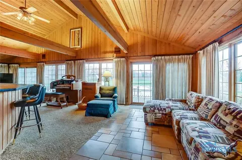 2869 Manley Rd, Maumee, OH 43537 photo 3