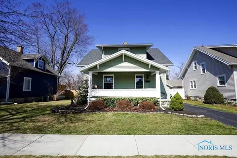 422 3rd St, Findlay, OH 45840 photo 1