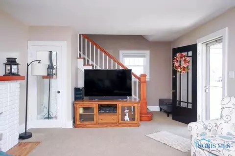 422 3rd St, Findlay, OH 45840 photo 5