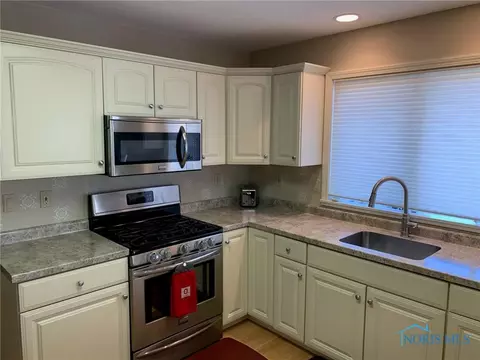 255 Connin St, Bryan, OH 43506 photo 4