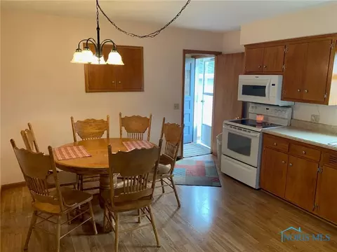 606 S Beech St, Stryker, OH 43557 photo 7
