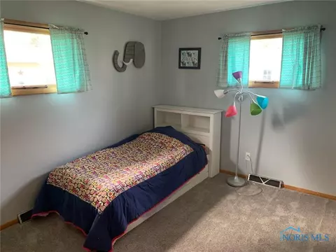 606 S Beech St, Stryker, OH 43557 photo 9