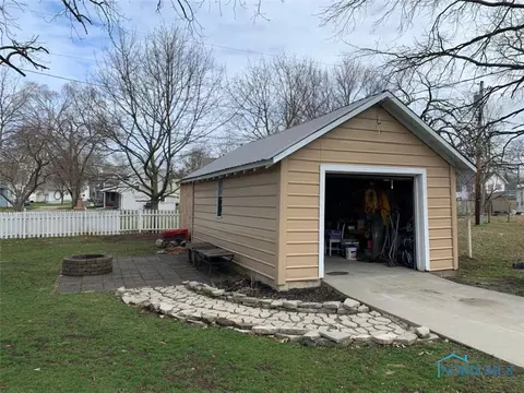 339 E High St, Bryan, OH 43506 photo 31