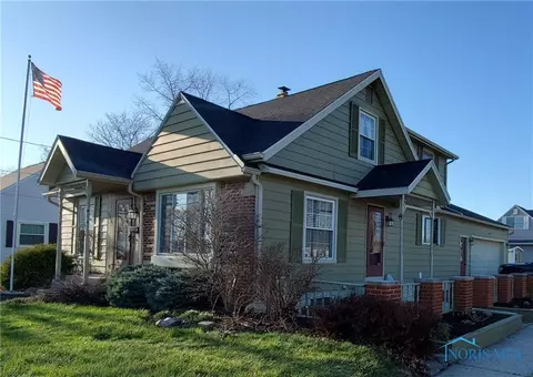 1453 E 3rd St, Ottawa, OH 45875 photo 1