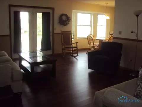 1713 Colonial Ln, Bryan, OH 43506 photo 7