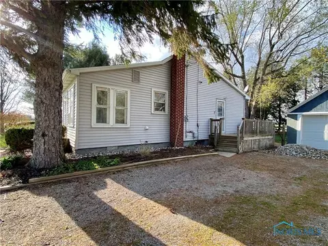 5088 County Rd E, Delta, OH 43515 photo 2