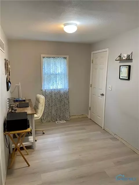 5088 County Rd E, Delta, OH 43515 photo 17