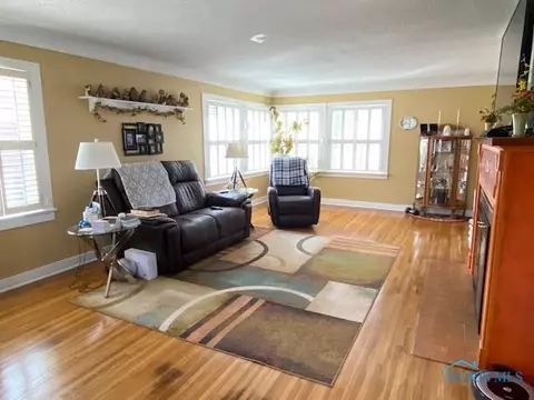 768 N Cherry St, Paulding, OH 45879 photo 8
