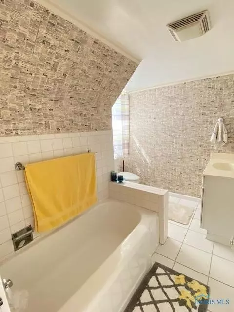 768 N Cherry St, Paulding, OH 45879 photo 16
