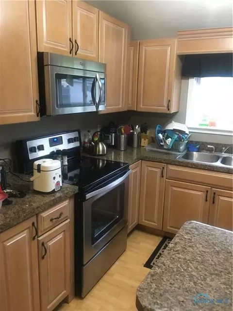 309 E Lima St, Findlay, OH 45840 photo 5