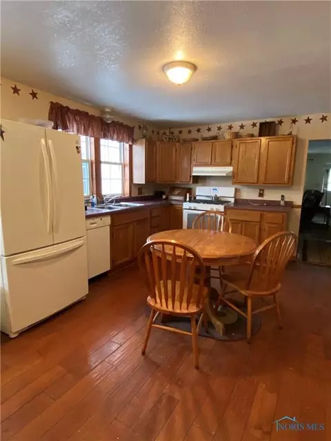 406 E Indiana St, Edon, OH 43518 photo 6
