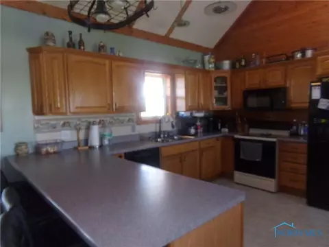 4532 County Road 19, Stryker, OH 43557 photo 4