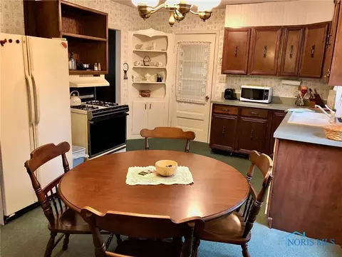 22922 W Hellwig Rd, Genoa, OH 43430 photo 5