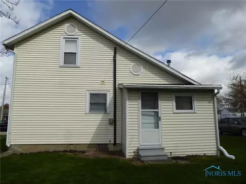 309 West St, Archbold, OH 43502 photo 3