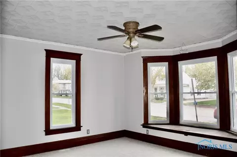 208 E Main St, Vanlue, OH 45890 photo 4