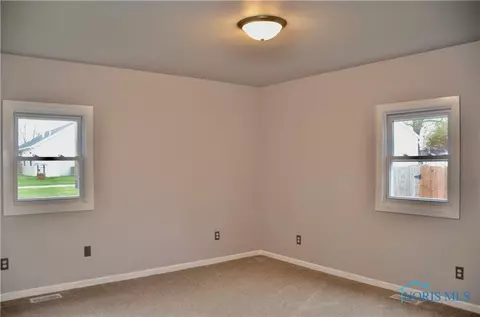 208 E Main St, Vanlue, OH 45890 photo 18