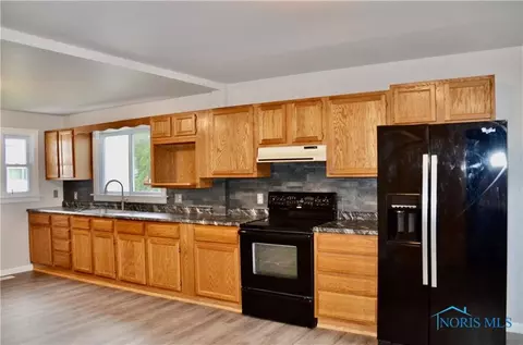 208 E Main St, Vanlue, OH 45890 photo 12