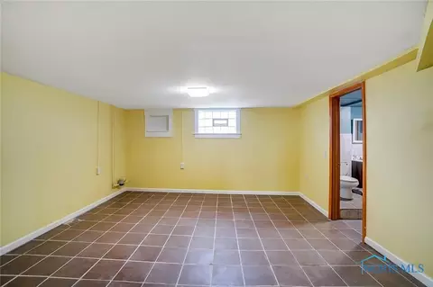 28176 E Broadway St, Walbridge, OH 43465 photo 43