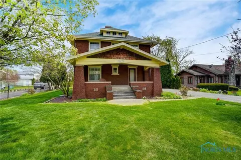 28176 E Broadway St, Walbridge, OH 43465 photo 1