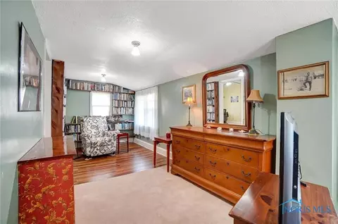 28176 E Broadway St, Walbridge, OH 43465 photo 24