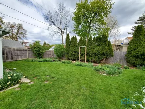 321 E Wayne St, Maumee, OH 43537 photo 7