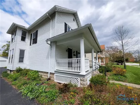 321 E Wayne St, Maumee, OH 43537 photo 3