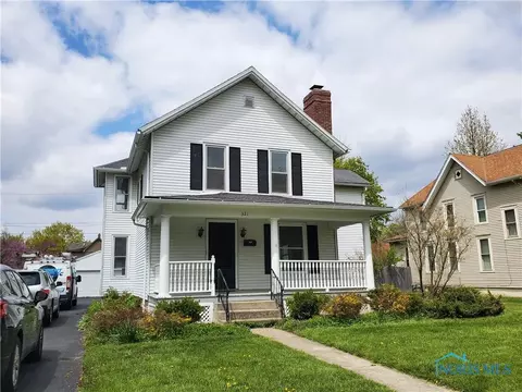 321 E Wayne St, Maumee, OH 43537 photo 2