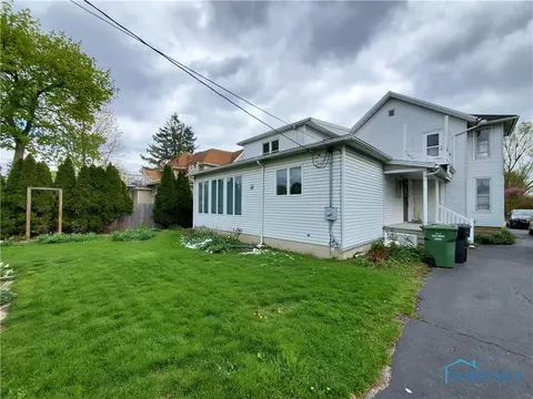 321 E Wayne St, Maumee, OH 43537 photo 4